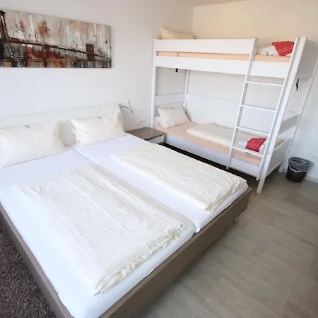 Апартаменты Biedermeier Бад-Кроцинген