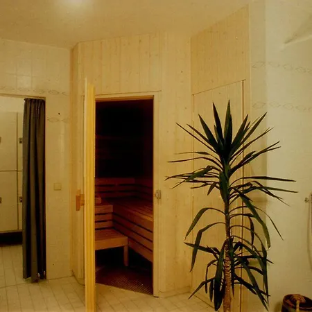Biedermeier Apartment *